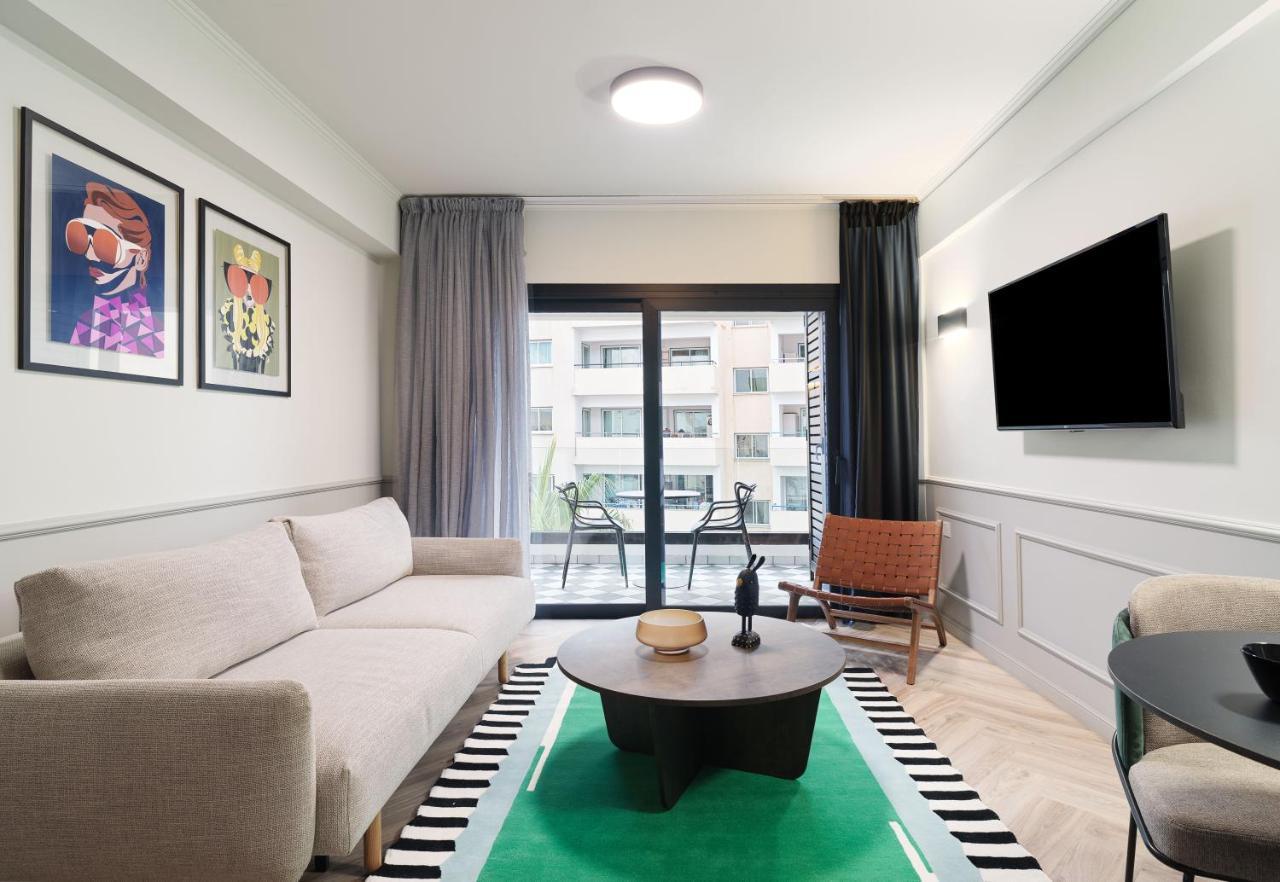 Liv The City Suites Adults Only Lárnaca Exterior foto