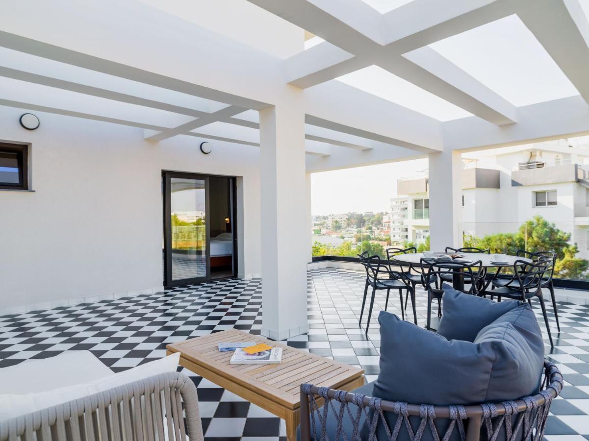Liv The City Suites Adults Only Lárnaca Exterior foto