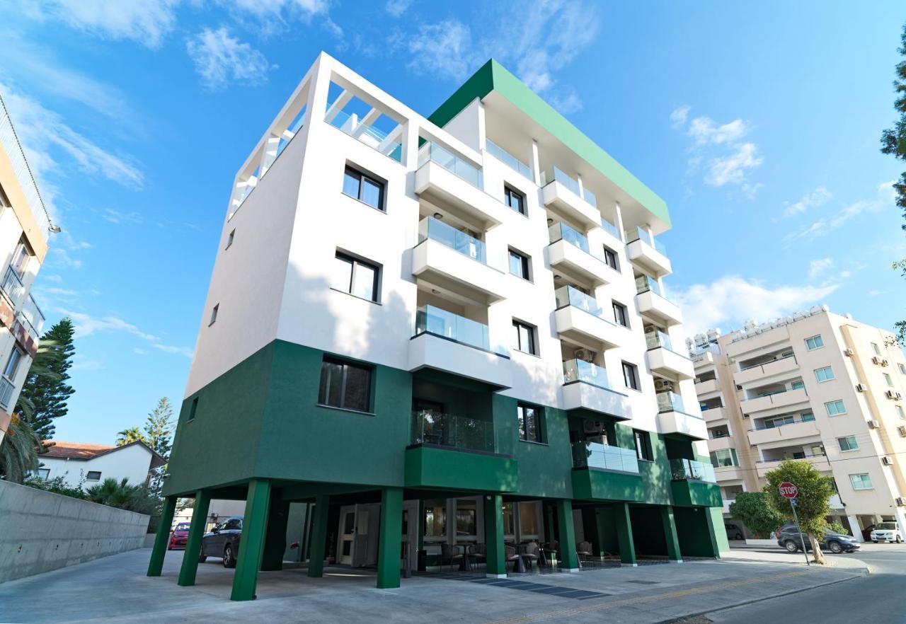Liv The City Suites Adults Only Lárnaca Exterior foto