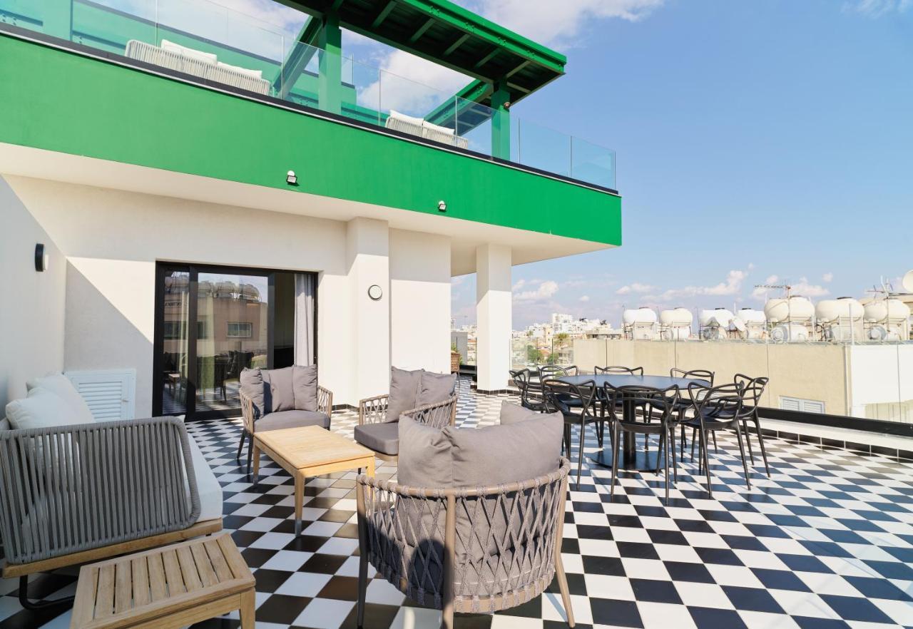 Liv The City Suites Adults Only Lárnaca Exterior foto